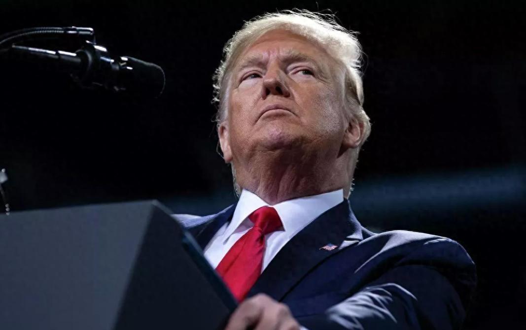 美军突然出现在加勒比海拦截了一艘叫