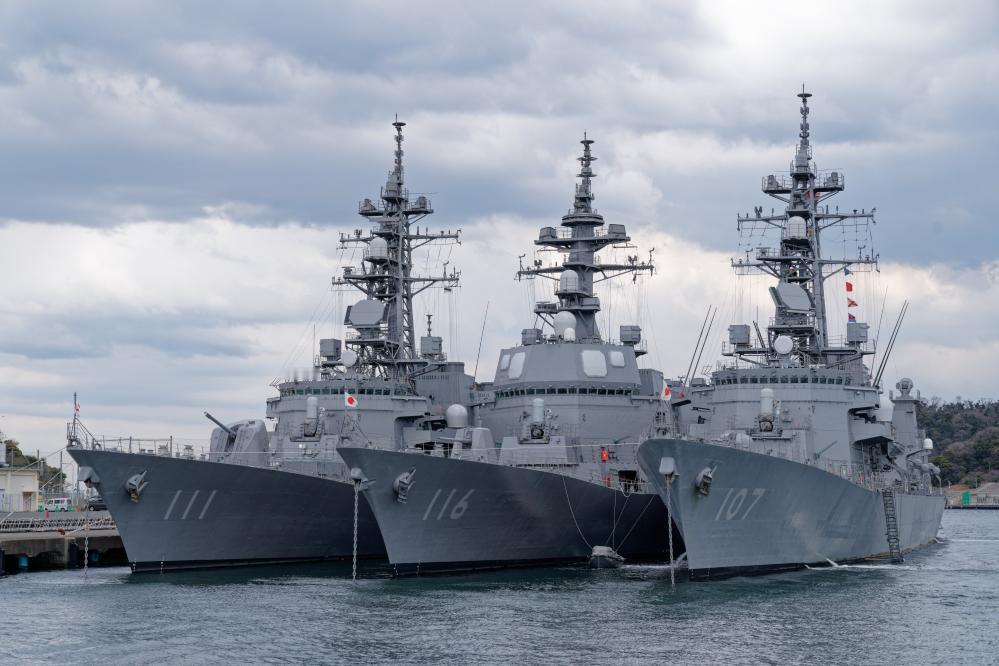 如果中日发生冲突，以日本自卫队现在的实力，还能与解放军匹敌吗？ 日本自卫队，