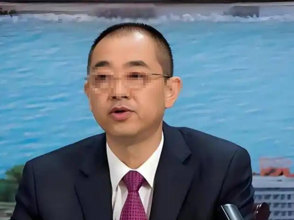 “藏到美国也没用！”2025年8月被曝藏身美国加州的恒大前总裁夏海钧，最近彻底笑