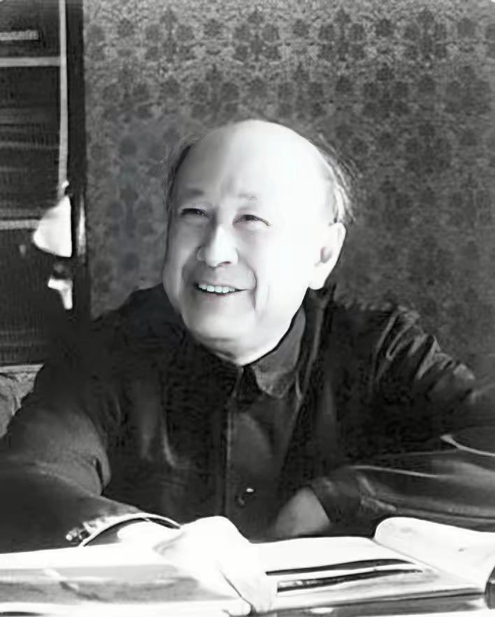 1984年中国科协换届，钱学森当场拒绝主席人选推荐，在会议现场明确表态发火：我不