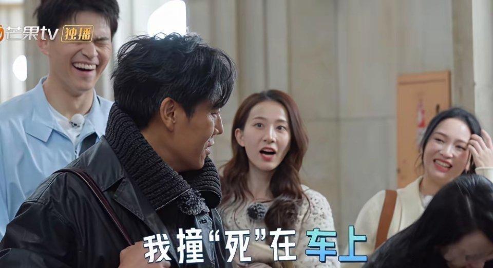 秦昊的反矫情合集来了。伊能静问他“你有没有想我”，他直接“我没想你”。追着问？答