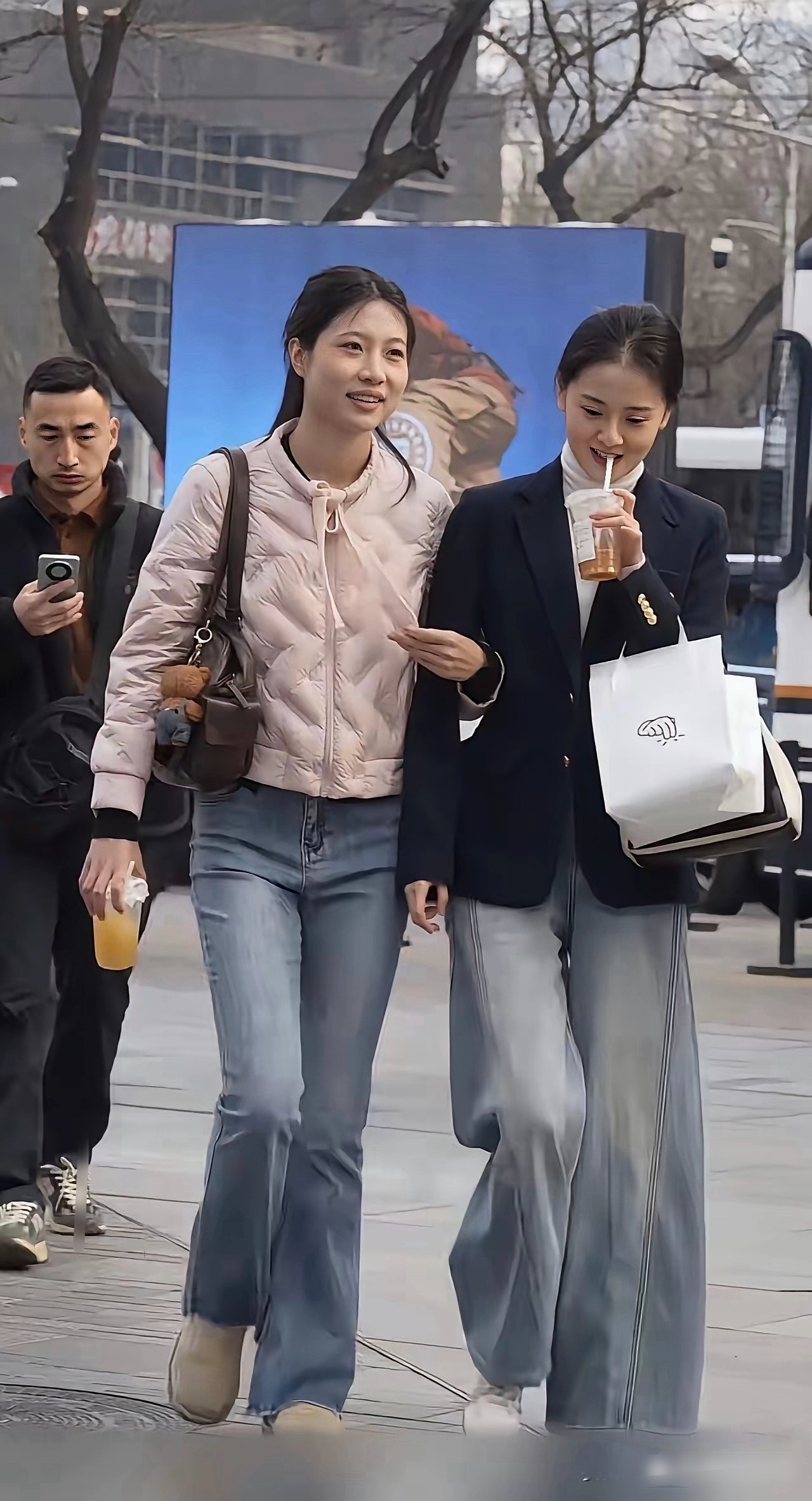 事实证明，紧身裤比宽松裤好看