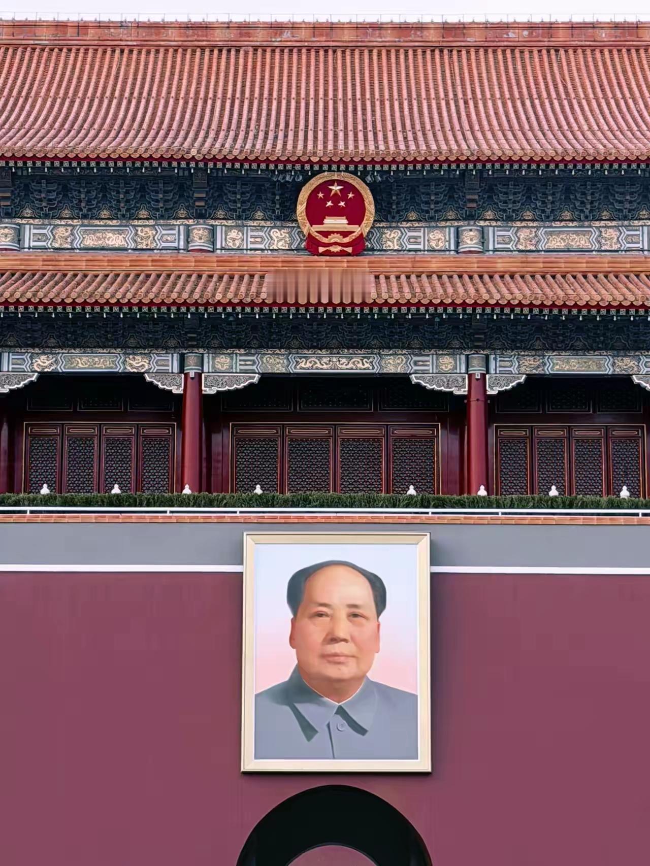 毛选一句箴言道破真谛：人民利益，才是真理的标尺不少人读《毛泽东选集》，总以
