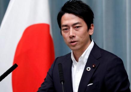 日本宣布一个前所未有重大举动，矛头直指中国。日本防卫大臣小泉进次郎今天（1