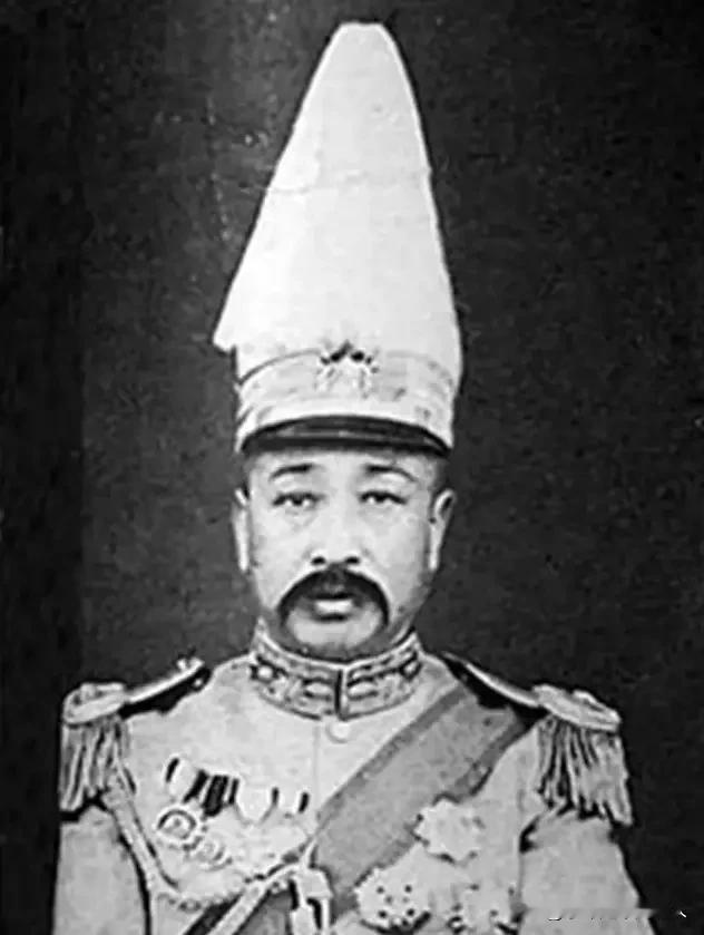 董政国民国的将领董政国（1879—1947），字赞熏，青岛即墨人，清朝及中华