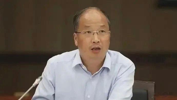 【易会满被提起公诉，受贿数额特别巨大】新华社消息，记者9月30日从最高人民检察院