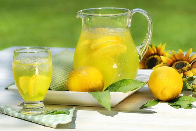 柠檬薏米水的功效 日常美肤瘦身最佳饮品