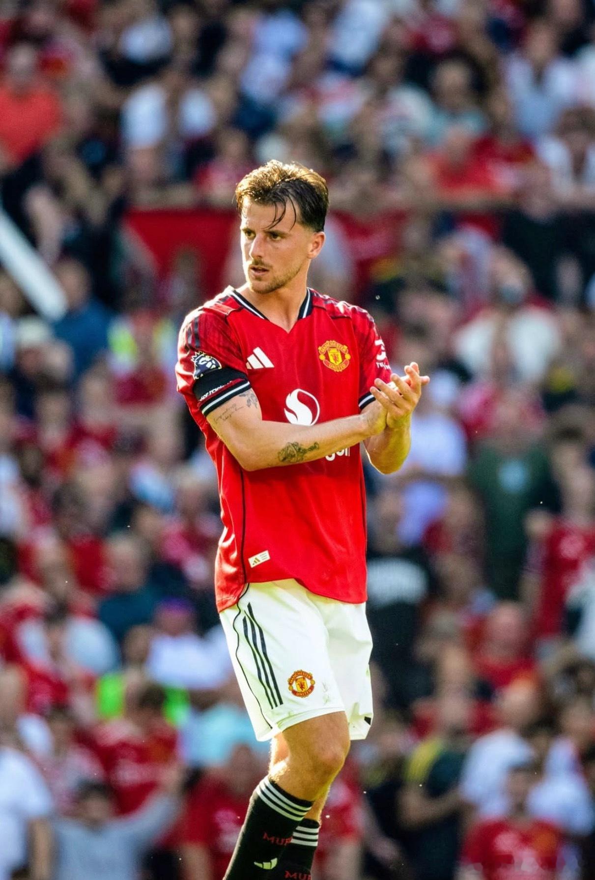 曼联复苏之路我看芒特踢球不多。今天看，感觉有一种西多夫皮尔洛那样大师的味道。