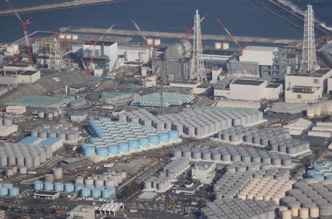 日本把核污染水排入大海后，一个十分反常的现象引发众人疑惑：本国海鲜出口不仅没有遭