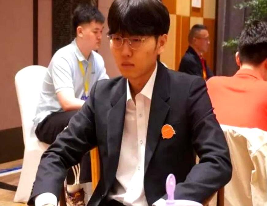 2025年，申真谞证明自己的机会，仅此一次了！他近期世界赛折戟，想拿第9