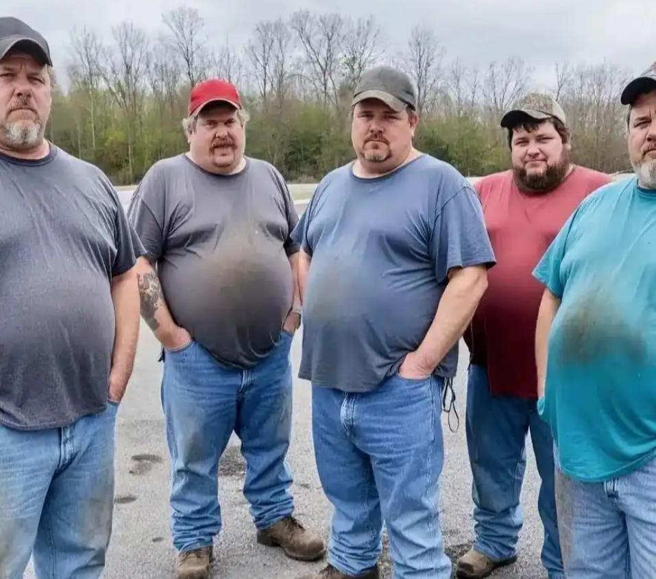 在美国，如果你看到一些身体肥胖、屁股很大、全身肉多的人，基本上可以确定是穷人，而