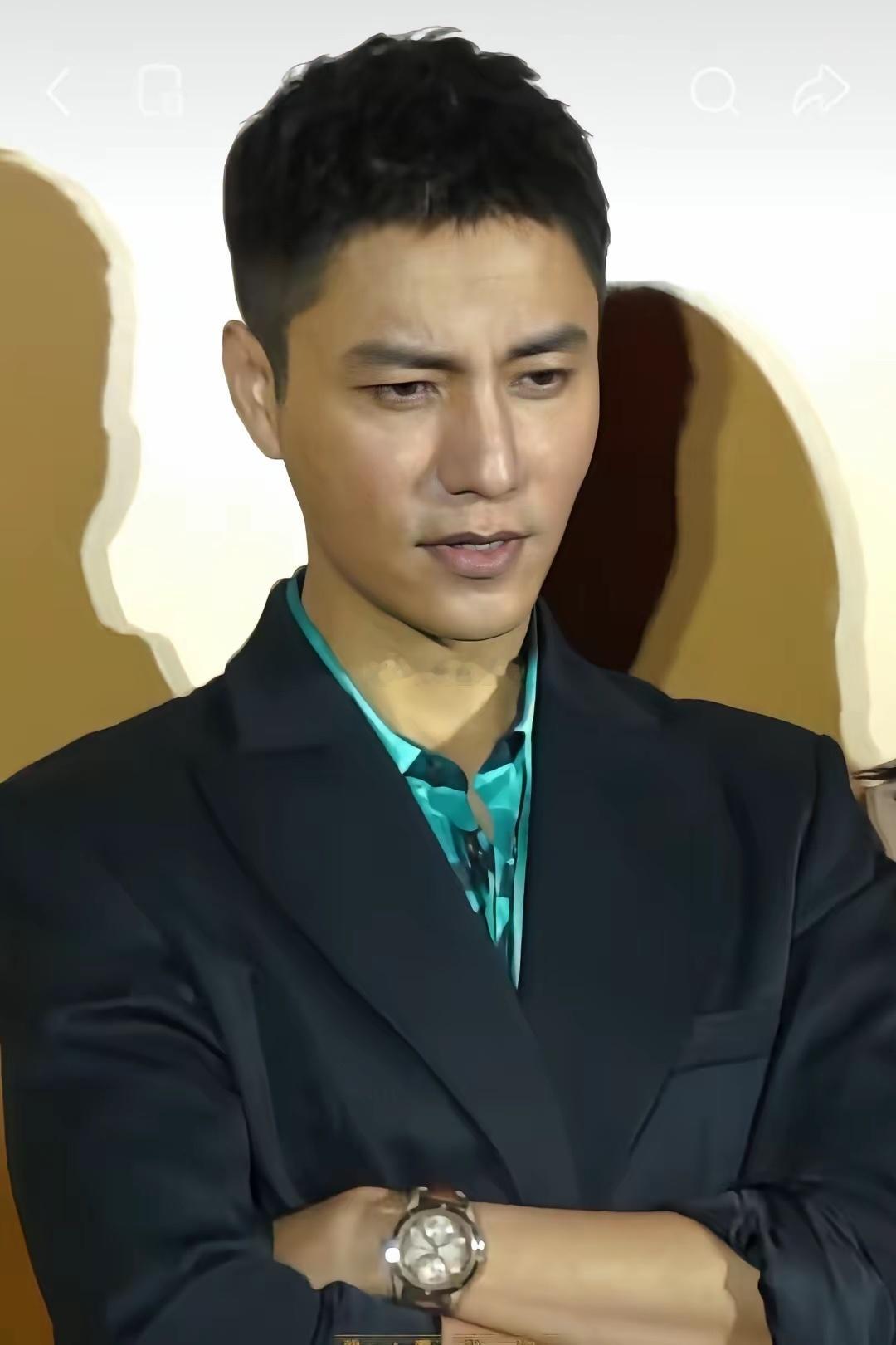 陈坤帅的一塌糊涂，只是这个保真么！以前的那替身都太像了，以至于都不确定哪个是真哪