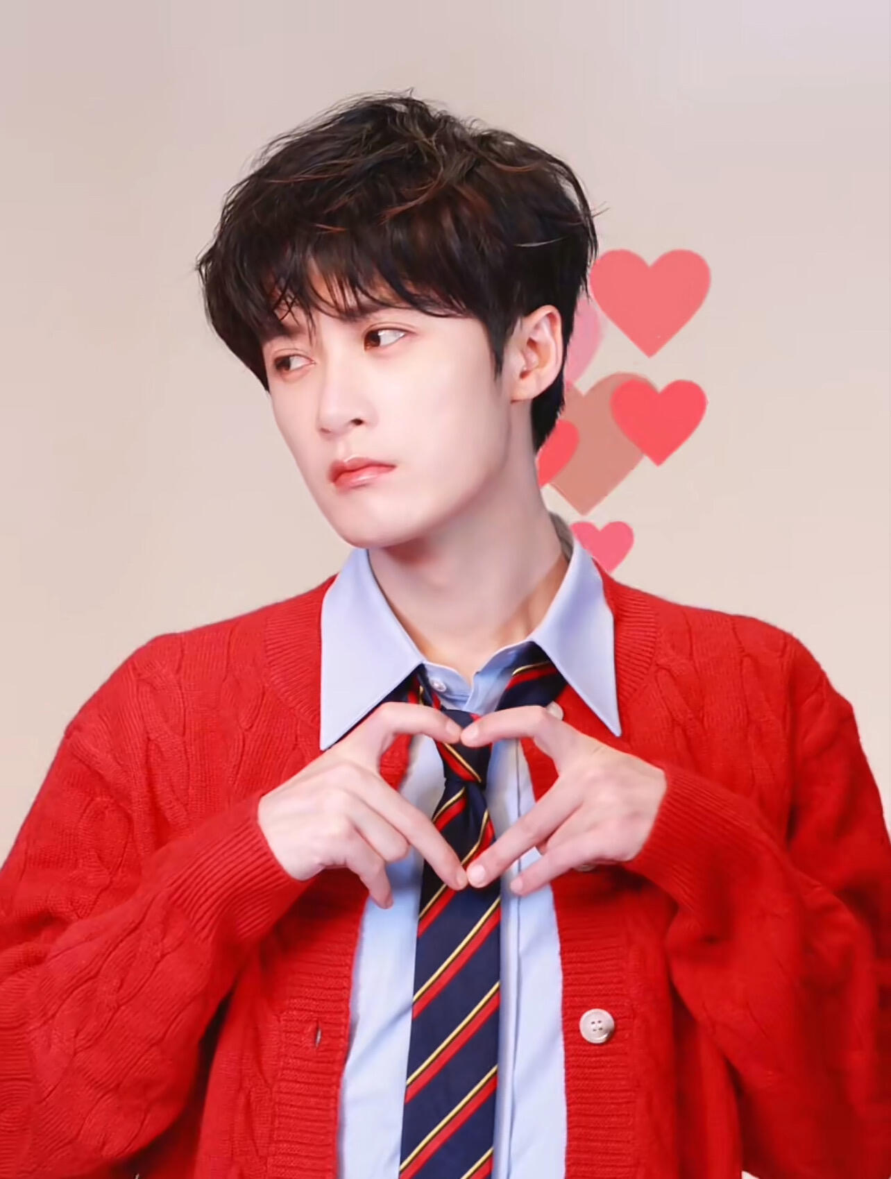 檀健次唯粉现状一番剧大爆，电影扛票房，专辑大卖，商务超顶，跨年舞台拉升收视率，演