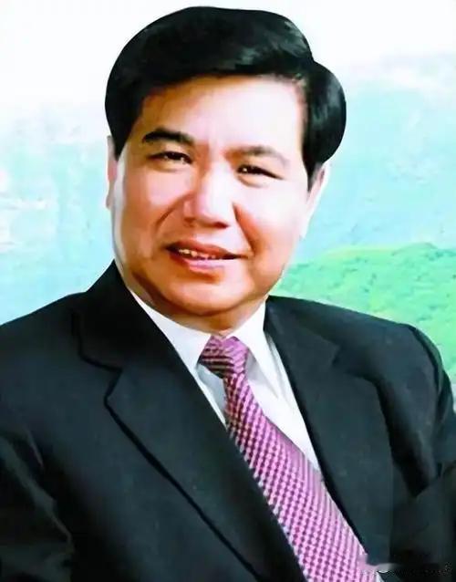 珠海温斯顿电池公司负责人曾向美国加州大学分校捐赠1000万美元。当被问及为何不