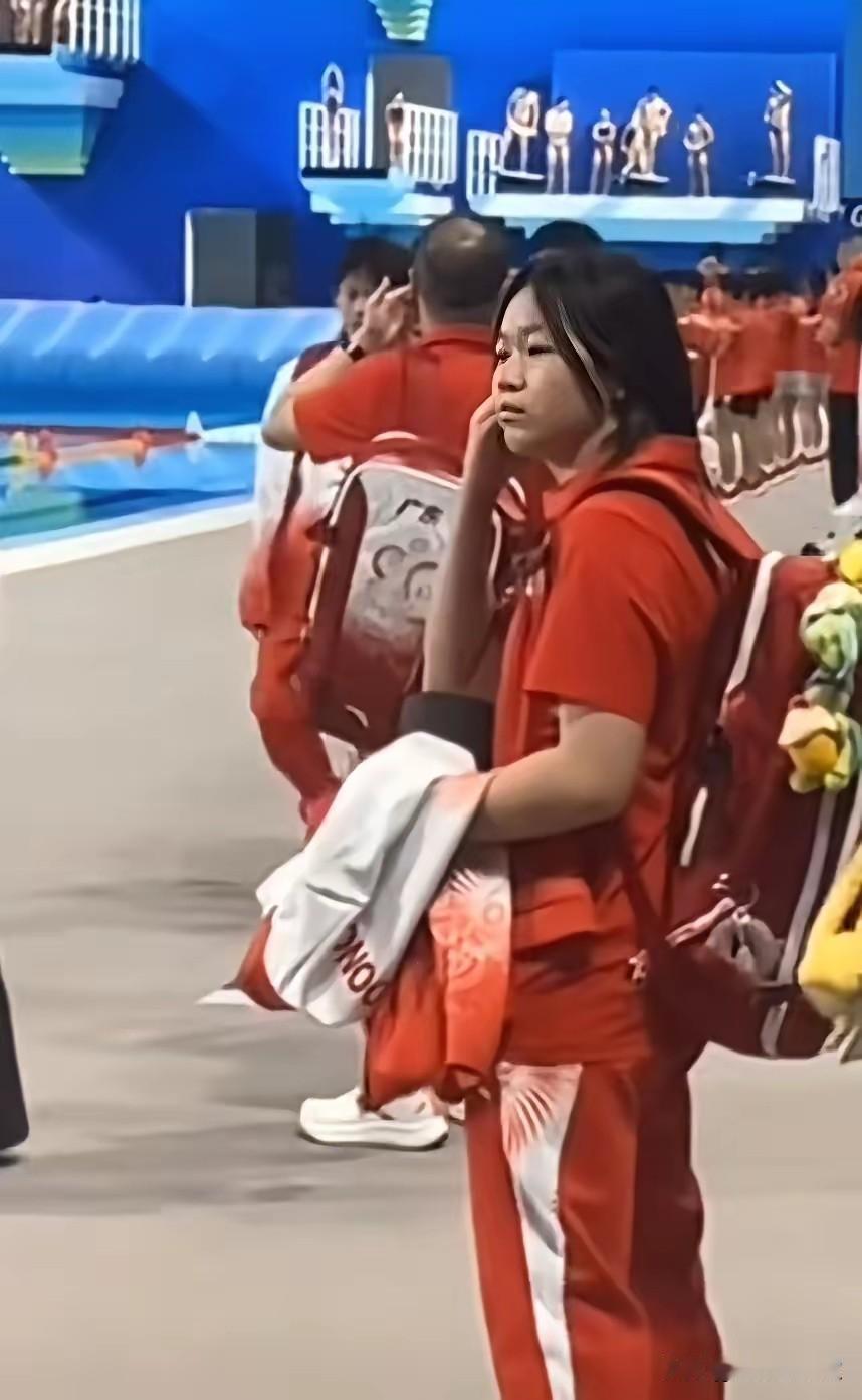 全红婵退出全运会女子跳水单人10米台的比赛，只参加双人的项目，目的很明确，放弃单