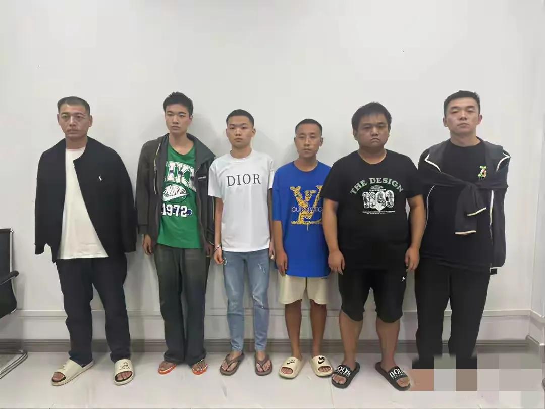 柬埔寨橡胶园惊现命案！2026年元旦凌晨，一具中国籍男子尸体被发现，头部骨折、浑