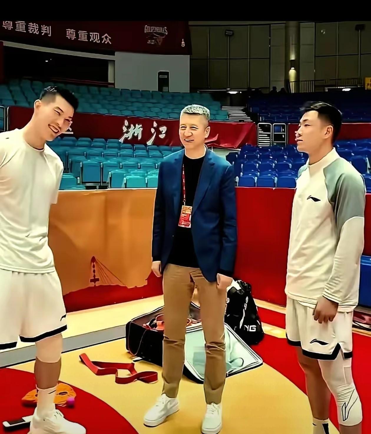 最近国家队集训名单公布后，不少球迷都在讨论，为什么几个本土得分王级别的球员没能入