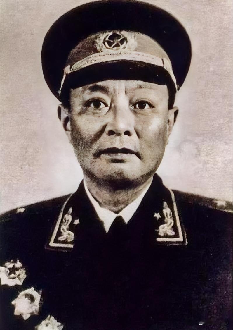 潘峰（1915.12—1994.1.19），安徽六安人，开国少将。最高职务为军