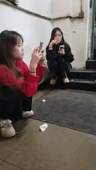 真的非常反感女性抽烟!虽然抽烟的不一定都是“坏女人”。但是好女人都是不抽烟的