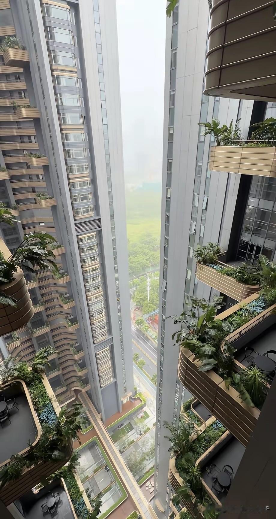第一视角看四代宅居住体验！你觉得怎样？是阳台隐私问题吗？