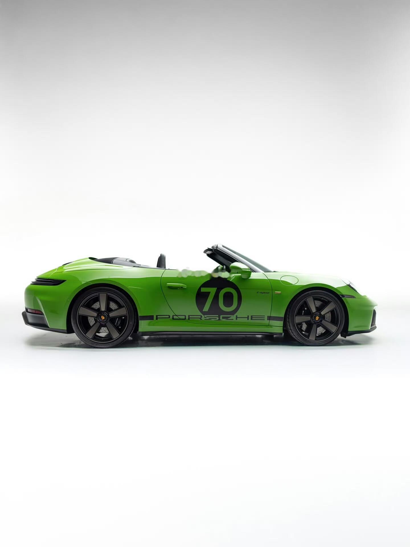 1960年代末至1970年代的设计语言，精神70将传承美学与最新的911性能和技