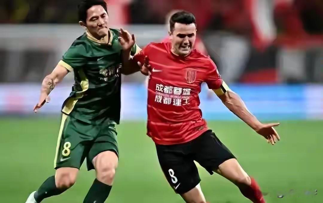 李玮峰说的没错，如果再加强本土球员管理，中超迟早是港澳台球员的天下！对于这一点