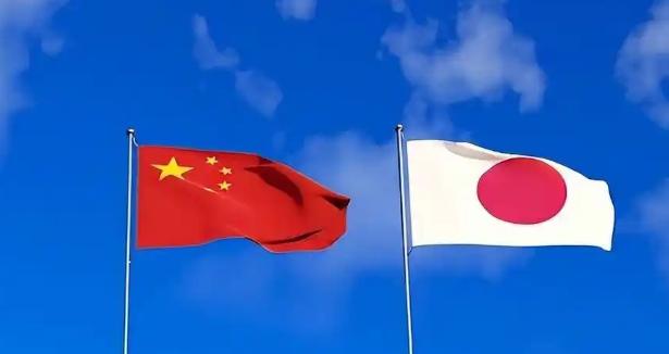 警钟又敲响了。很多人以为今天的中国军力碾压日本，所以我们安全了。大错特错！相比于