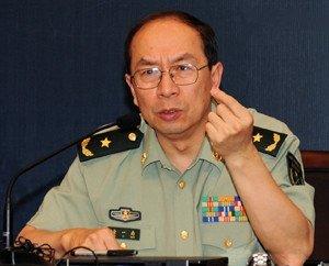 美国记者问金一南：“如果把中国2000亿的三峡大坝炸了，中国会怎么办？”金一南听