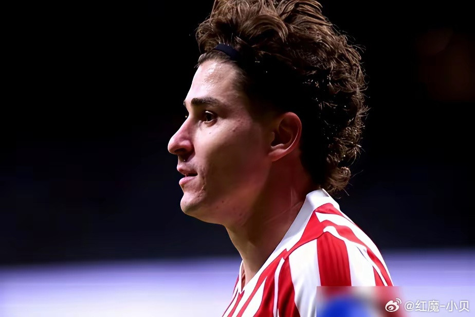 阿尔瓦雷斯这事，真够离谱。曼城两年进36球，马竞一年就37个。阿森纳还揣着860