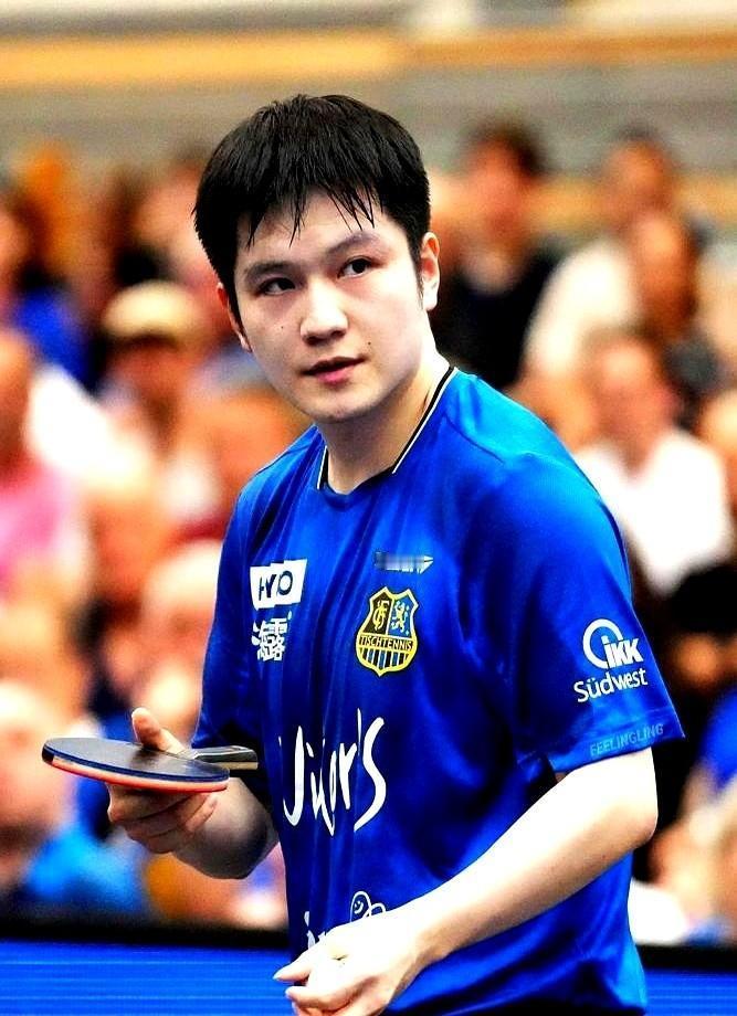 说真的，有时候真看不懂，樊振东不来，居然有人说，这不是给王楚钦铺路，是把他的路给