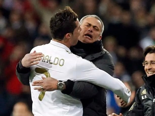 莫德里奇在专访里说，穆里尼奥曾经把C罗说哭了。记者问阿莱格里、安切洛蒂和穆里尼奥