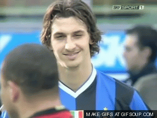 伊布谈自己的偶像：“我对阵罗纳尔多时，内心激动万分，能挑战他是我毕生的梦想。我崇