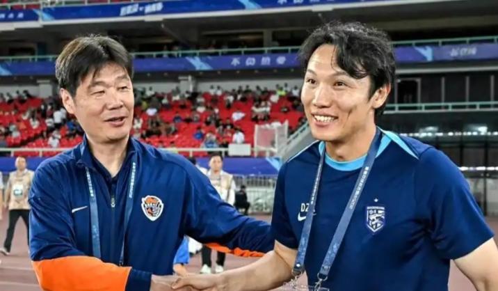 说青岛海牛还没有保级成功的，估计是恨铁不成钢，还想继续看海牛的笑话。现实告诉你