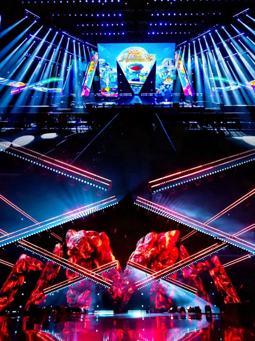 芒果台这次疯了吧？为了收视率，真的是拼了！奈何观众就是不买账！芒果台这次