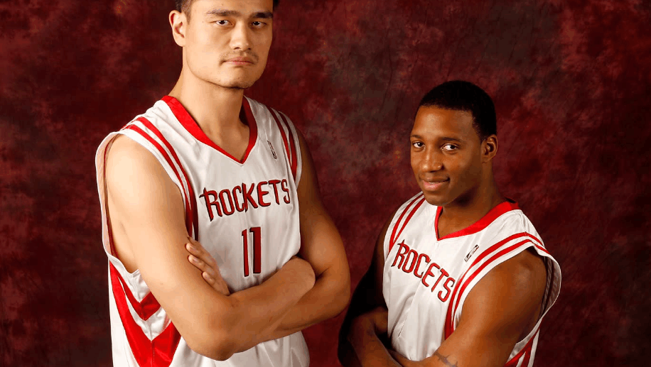 姚明什么时候从nba退役,姚明什么时候从nba退役了