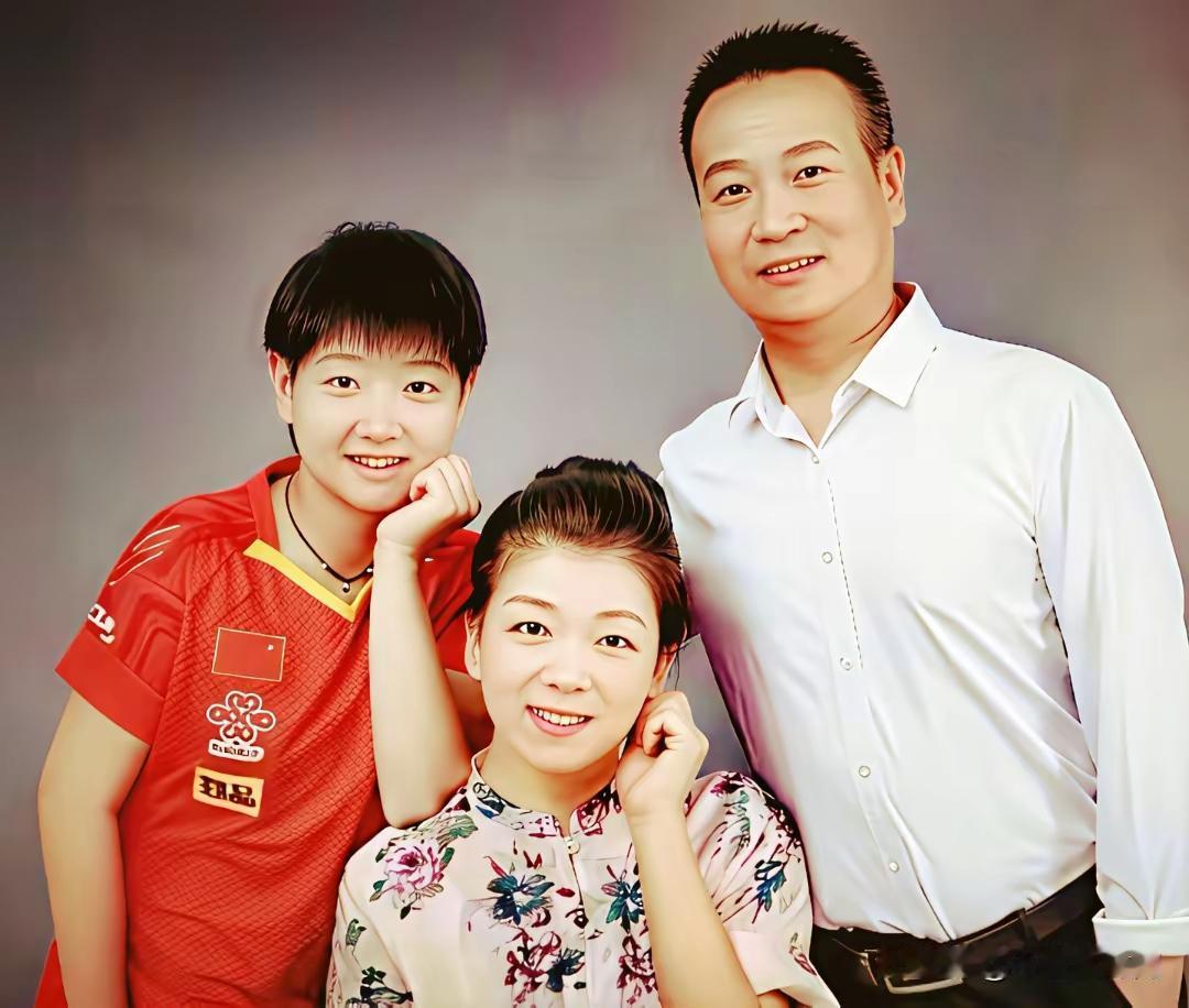 在莎莎眼里，谁是最可爱的人？莎莎是这样说的：“在我心里最敬重的人就是父亲。哪怕