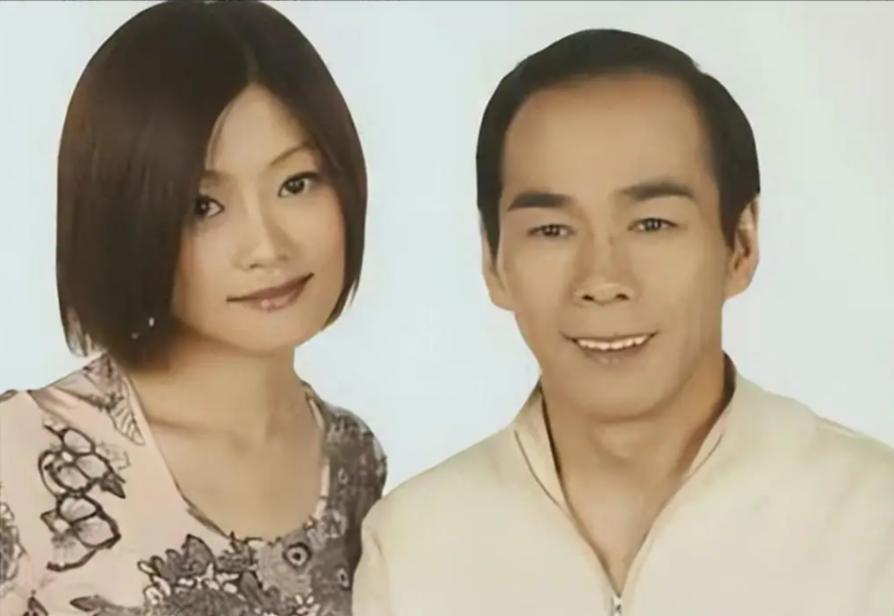 千百惠抢走何静丈夫，一首歌听哭人感情的事剪不断理还乱当年那场风波18