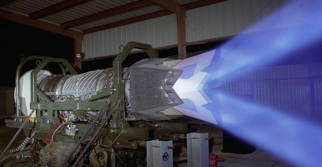 中韩两国在航空发动机领域的差距一目了然。韩国新研发的涡扇发动机，设计最大推力目标