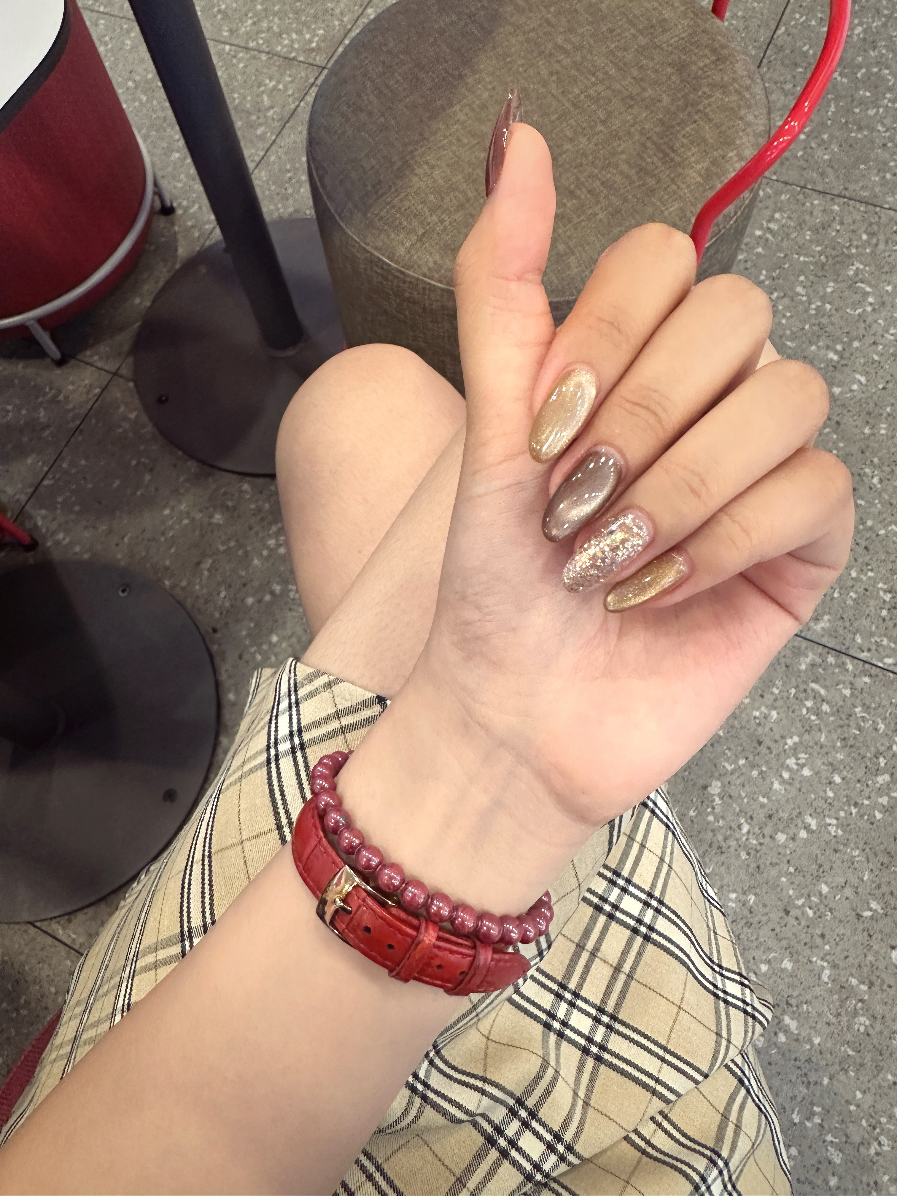 九月的指甲盖子​​​