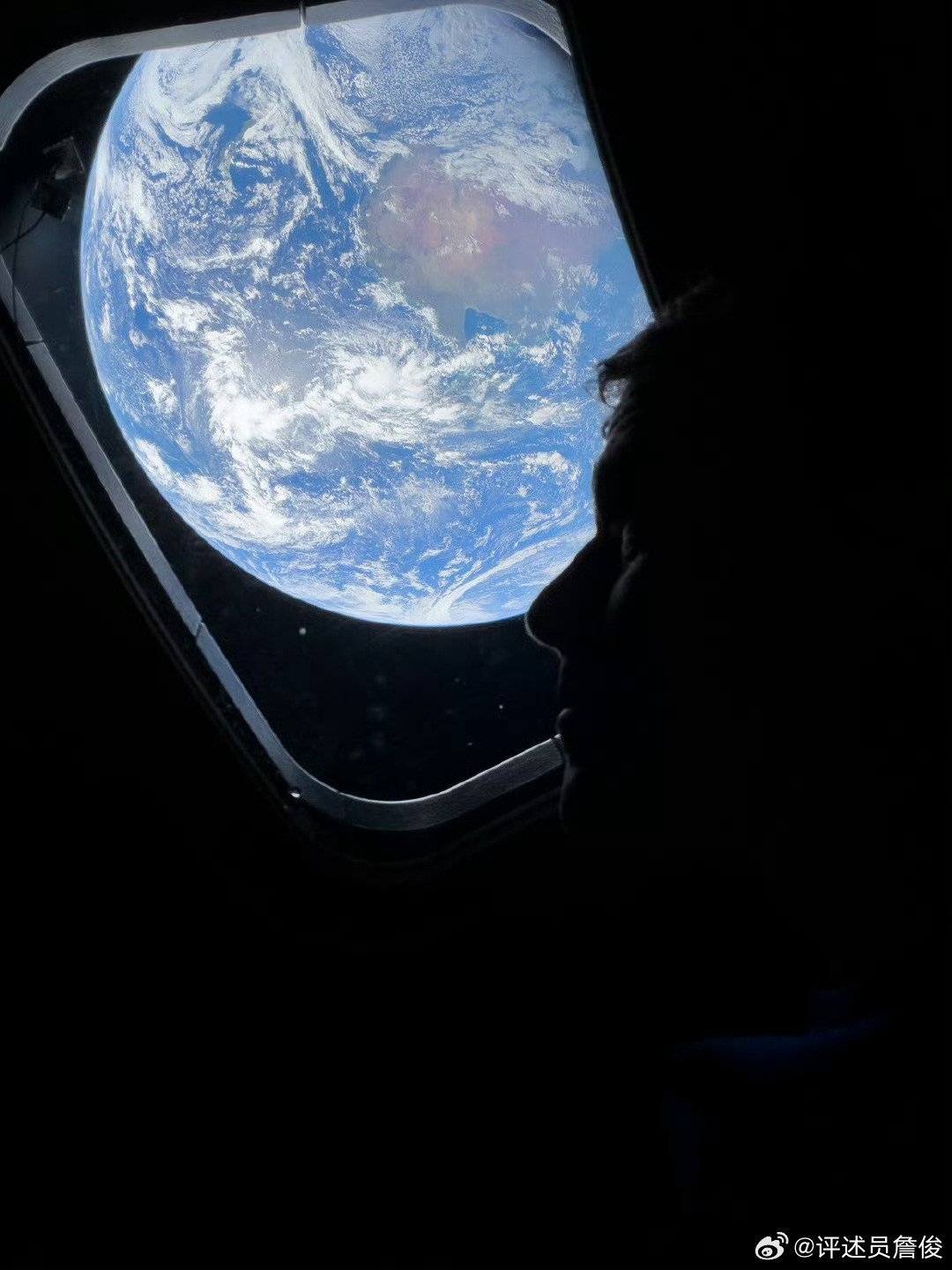 阿尔忒弥斯2号将人类带到了离地球最远的地方……利物浦距离上赛季的水准差的有多远?