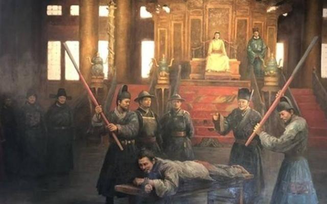 明朝廷杖制度的发展和泛滥的原因“廷杖”指的是在朝廷或朝堂上对朝臣施行的杖刑。