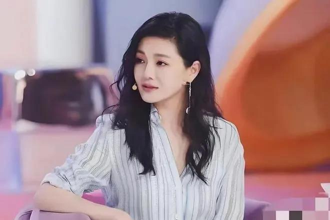汪小菲做出了一个新的决定　　汪小菲在和大S结婚期间做出了很多的事情，其中大S