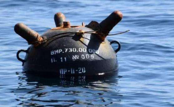 伊朗还没有拿出更狠的手段，便是向霍尔木兹海峡布雷，一旦进行了布雷，整个海域就成为