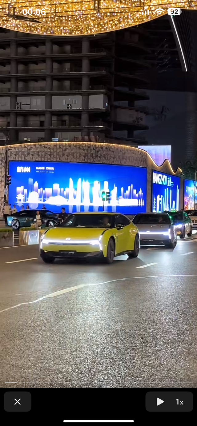 小鹏的命名咋想的p7的尺寸，配置，价格都高于p7+,p7+这是加了什么新款p