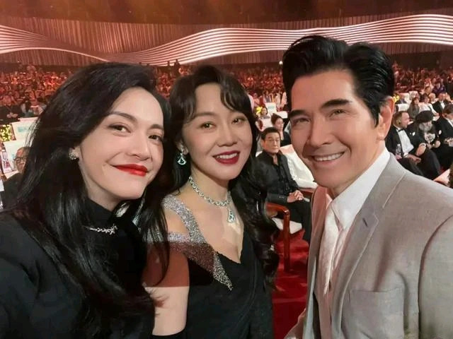 当年，姚晨给儿子办百日宴，她提前一个星期通知好友闫妮，没想到闫妮却没来。姚晨给闫