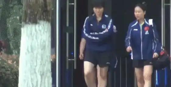 国乒新情报:4月23日,提前结束封训,国乒今晚离成都,樊振东发文!国乒提前一