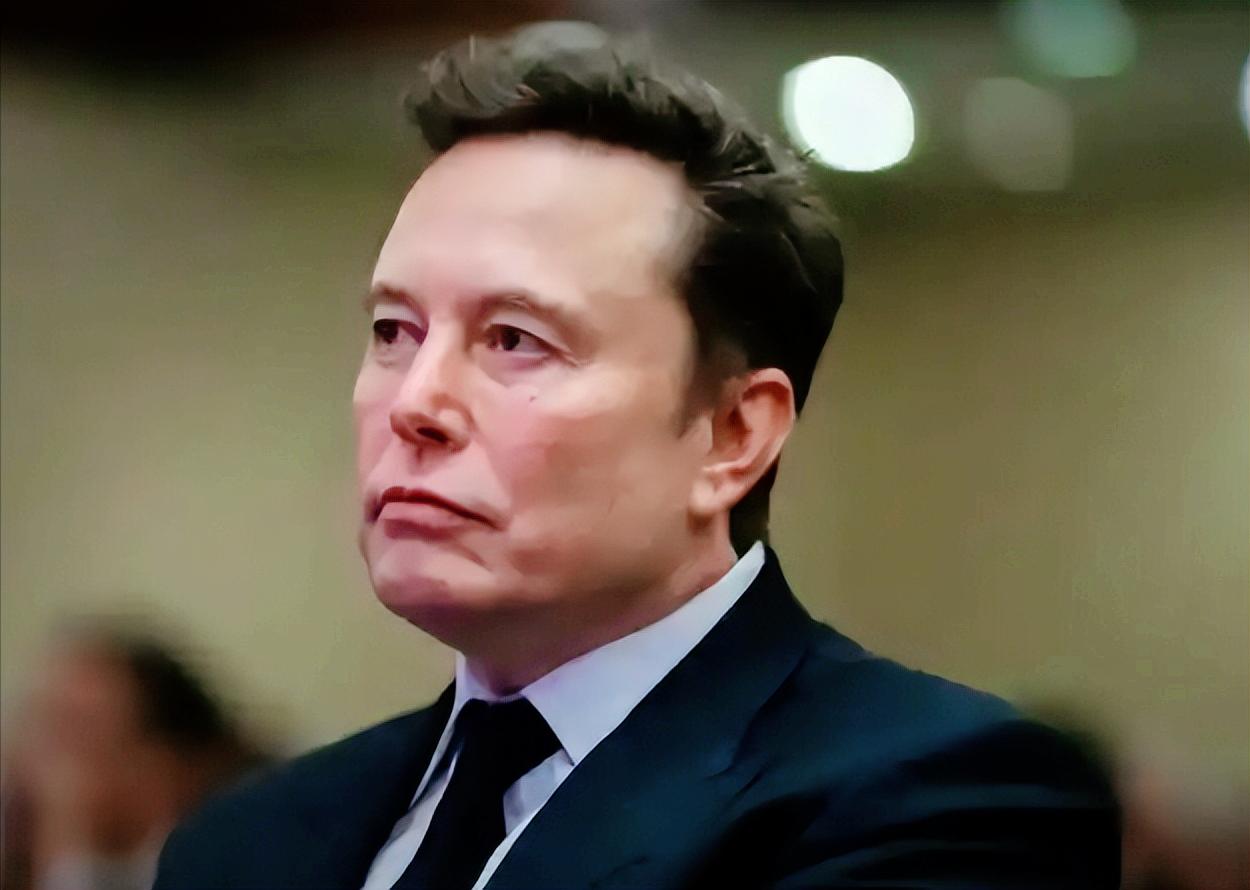 《福布斯》最近发的富豪榜把大家看懵了，马斯克身家飙到8390亿美元，不光连续两年