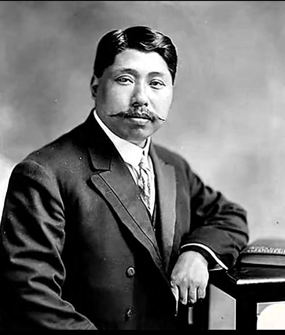 黄兴是真真正正的硬骨头。家底厚得在长沙城占了半壁，收租都得骑马跑上两天，可为了革