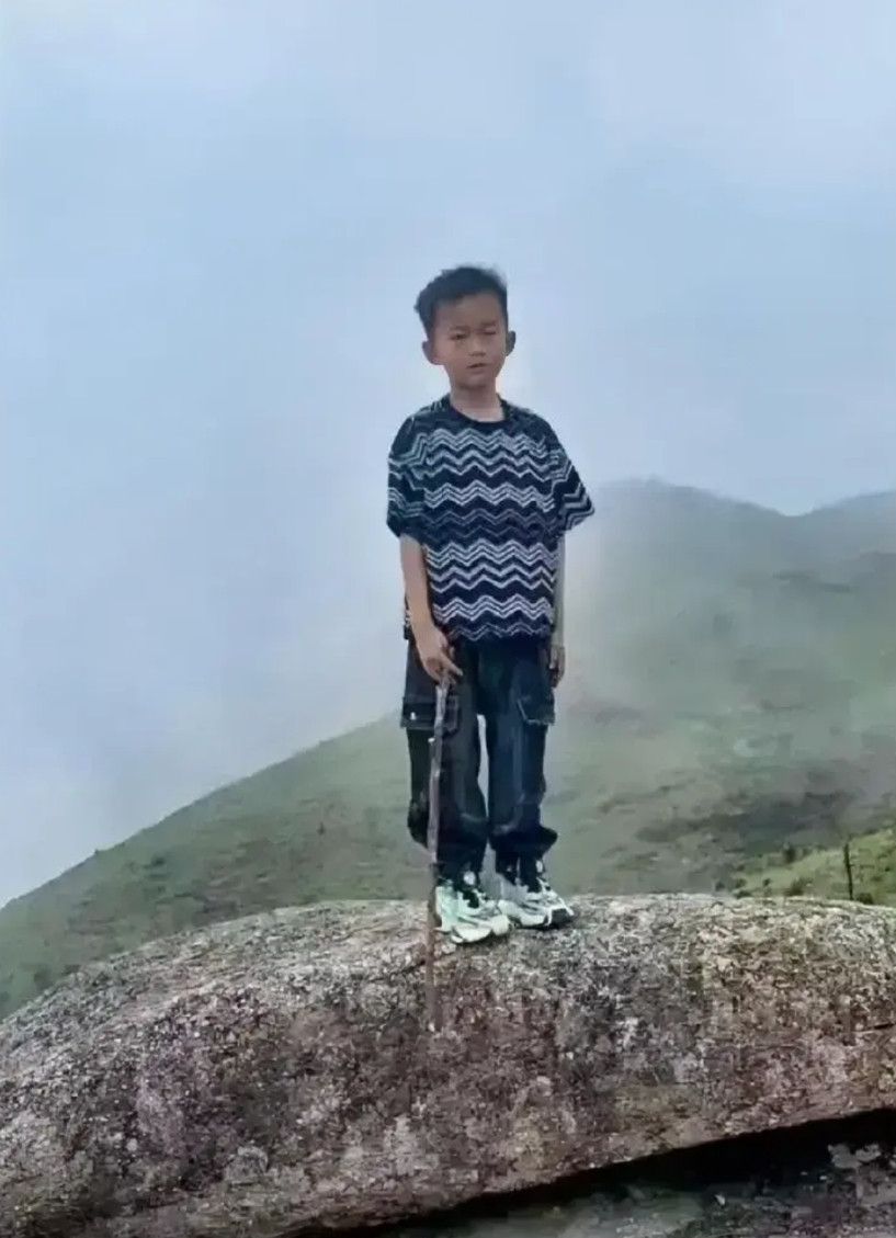 不得不说，8岁走失男孩子的妈妈真的不爱他哪个妈妈在孩子走失后，不是疯狂的