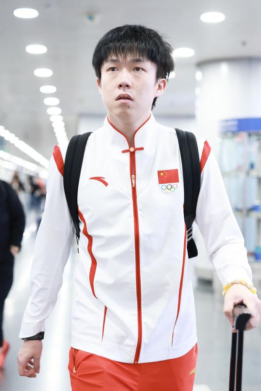 2025年11月18日全运会乒乓球男团1/4决赛，北京男团和辽宁男团这场焦点战太